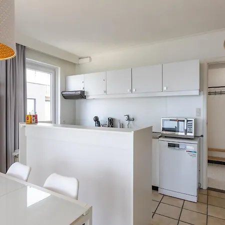 One-bedroom On The Seafront * Middelkerke