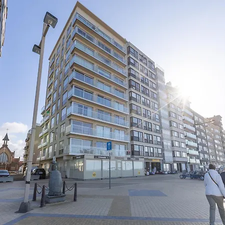 Apartment One-bedroom On The Seafront