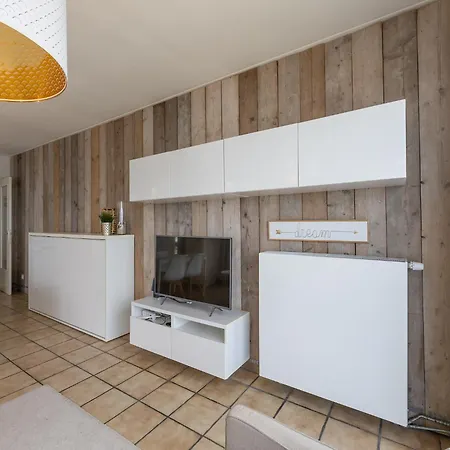 One-bedroom On The Seafront Apartment Middelkerke